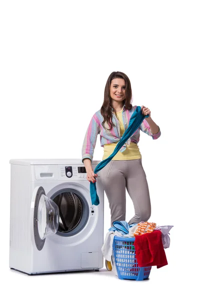 Kvinnan trött efter gör tvätt isolerad på vit — Stockfoto