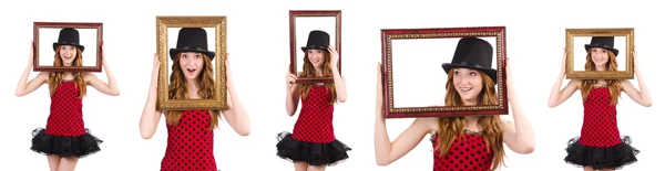Jolie fille en robe à pois rouge avec cadre photo isoler — Photo