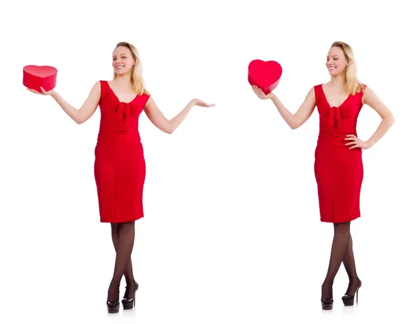 Vestido rojo mujer sosteniendo caja de regalo aislado en blanco —  Fotos de Stock