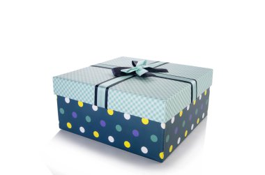 Beyaz arka plan üzerinde izole Giftboxes