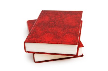 Beyaz arka plan üzerinde izole kırmızı kaplı kitap