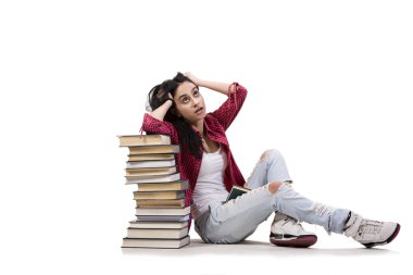 Sınavlara hazırlanan genç kız öğrenci.