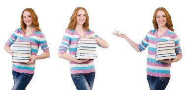 Kitapları beyaz olan genç bir öğrenci.