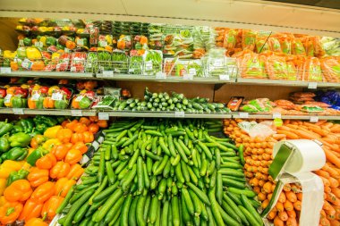 Dubai - 7 Ocak 2014: Dubai süpermarket gamex Ocak 7