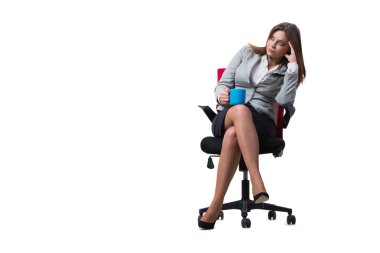 İzole üzerinde beyaz arka plan oturan işkadını