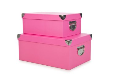 pembe giftboxes üzerinde beyaz izole
