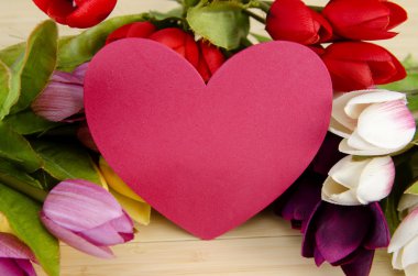 Lale çiçek ile boşaltmak metniniz için düzenlenmiş