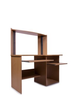 Beyaz arka plan üzerinde izole bilgisayar ev büro