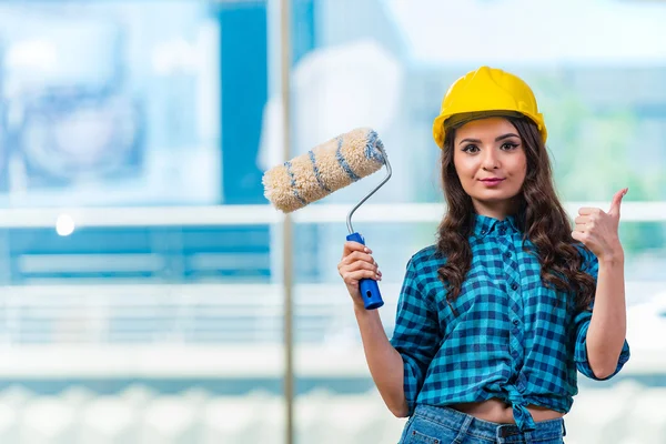 Nice young woman painer working — Stock Photo, Image