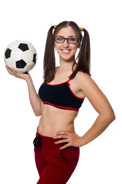 Женщина с футболом изолированы на белом — стоковое фото