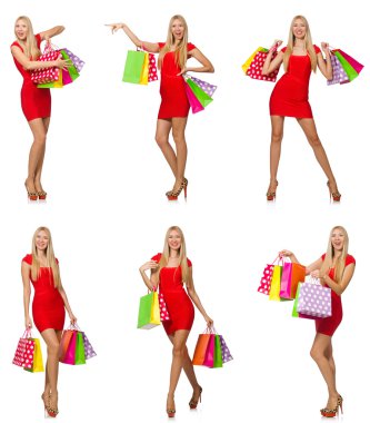 Alışveriş torbaları olan kadın beyazda yalnız.