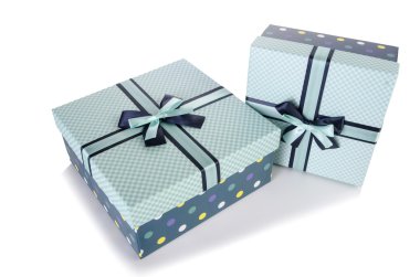 Beyaz arka plan üzerinde izole Giftboxes