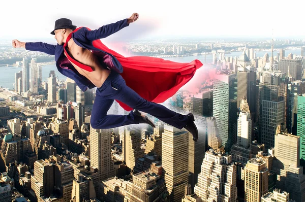 구상중인 슈퍼맨과 도시 — 스톡 사진