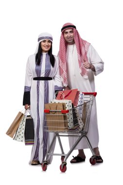 Sonra alışveriş beyaz izole mutlu Arapça aile