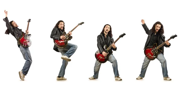 ホワイトで隔離された面白いギタープレーヤー — ストック写真
