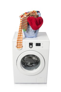 Çamaşır Makinesi Beyaz Arkaplanda İzole Edildi