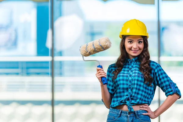 Nice jovem mulher dor de trabalho — Fotografia de Stock