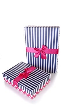 Beyaz arka plan üzerinde izole Giftboxes
