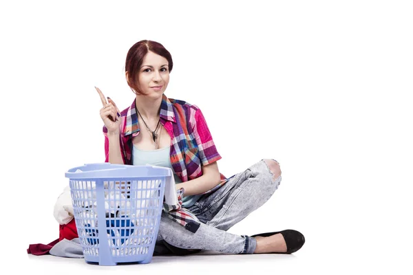 Mujer cansada después de hacer la ropa aislada en blanco —  Fotos de Stock