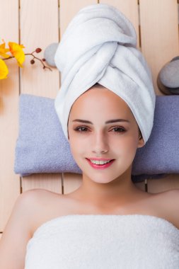 Spa konsept genç kadın