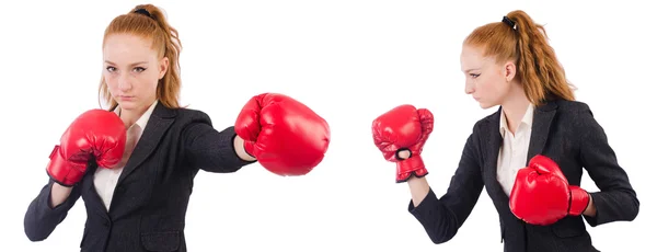 Donna donna d'affari con guanti da boxe su bianco — Foto Stock