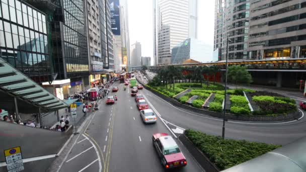 Hong Kong - 29 de julho de 2014: Tráfego movimentado em 29 de julho em Hong Kong, China. Hong Kong tem um tráfego rodoviário muito intenso — Vídeo de Stock