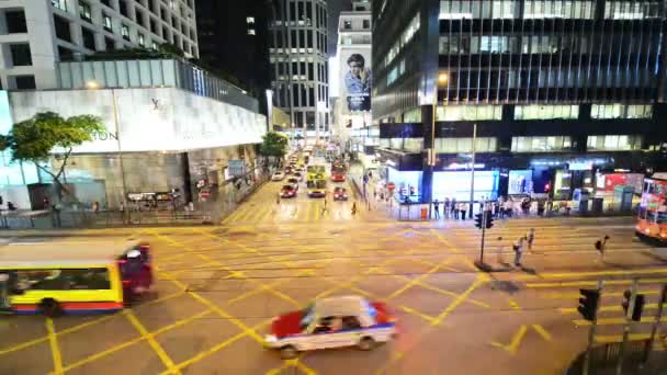 Hong Kong - 29 de julio de 2014: Tráfico ocupado el 29 de julio en Hong Kong, China. Hong Kong tiene un tráfico rodado muy intenso — Vídeo de stock
