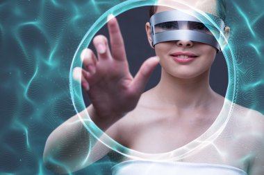 Techno kız acil sanal düğmeleri