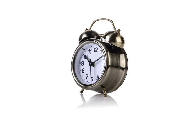 시간 개념 흰색 절연에 알람 시계 — 스톡 사진