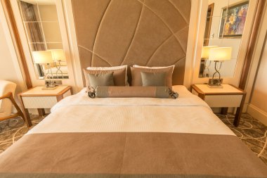 Modern otel Oda büyük Yataklı