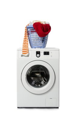 Çamaşır Makinesi Beyaz Arkaplanda İzole Edildi