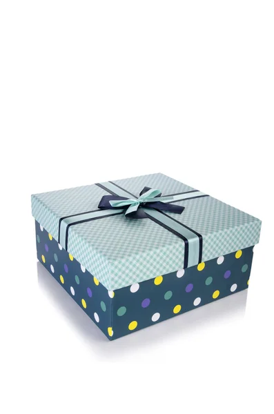 Giftboxes geïsoleerd op de witte achtergrond — Stockfoto