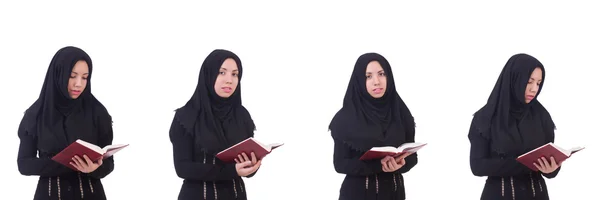 Junge muslimische Frau isoliert auf weiß — Stockfoto