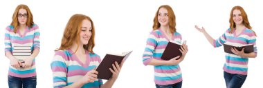 Kitapları beyaz olan genç bir öğrenci.