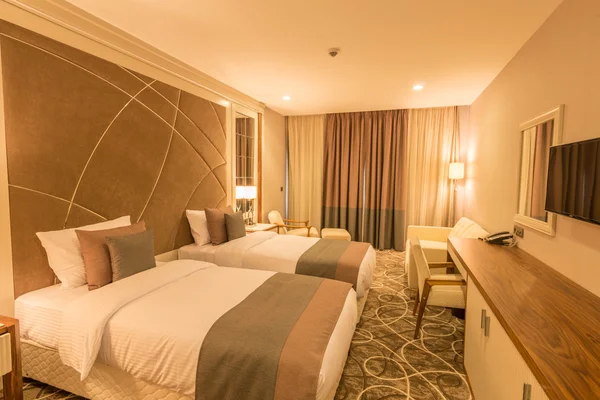 Modern otel Oda büyük Yataklı — Stok fotoğraf