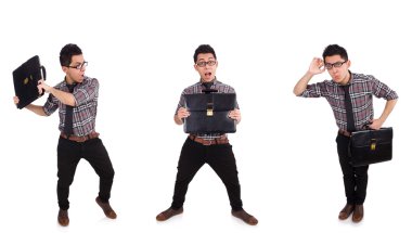 Evrak çantalı genç bir çalışan beyaza izole edilmiş.