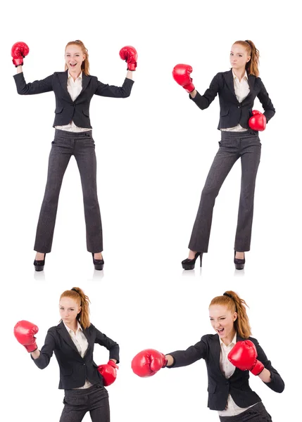 Mulher empresária com luvas de boxe em branco — Fotografia de Stock