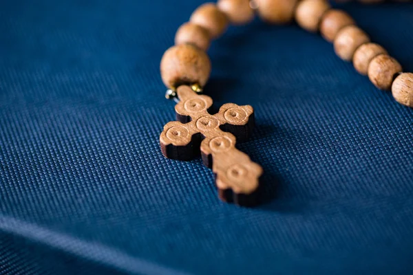 Bible and cross in religious concept — Stock Photo, Image