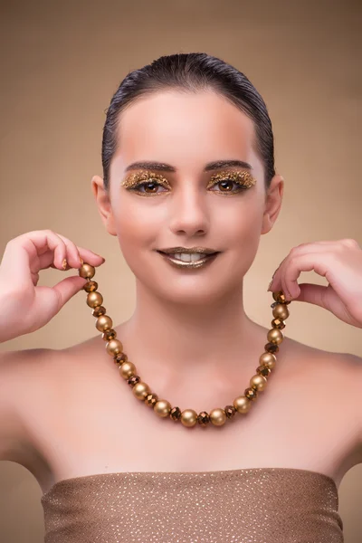 Elegant woman with jewellery in fashion concept — Stock Photo, Image