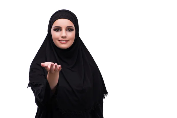 Muslimische Frau in schwarzem Kleid isoliert auf weißem Grund — Stockfoto