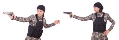 Silahlı asker beyazı izole etti.