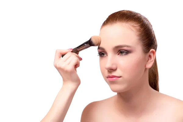 Mujer hermosa durante la sesión de cosméticos de maquillaje —  Fotos de Stock