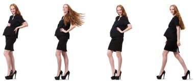 Karmaşık görüntülü hamile kadın beyazda izole edilmiş.