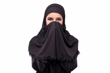 Siyah üzerine beyaz izole içinde Müslüman kadın