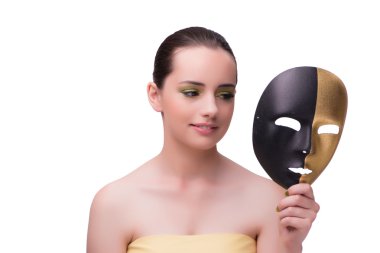 Genç kadın üzerinde beyaz izole maskesi