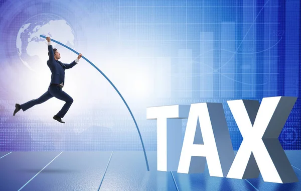 Üzletember az adóelkerülés koncepciójában — Stock Fotó