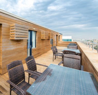 Teras kafe en üst katta.