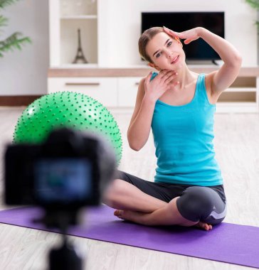 vlog için spor blogcusu kayıt videosu