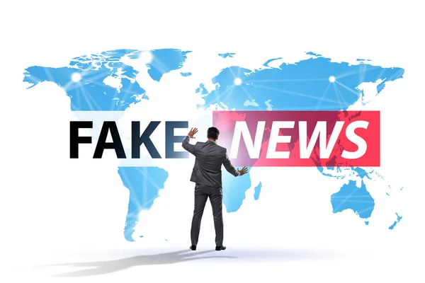 Fake news concept in informatie manipulatie concept — Stockfoto