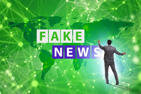 Falska nyheter i begreppet informationsmanipulation — Stockfoto